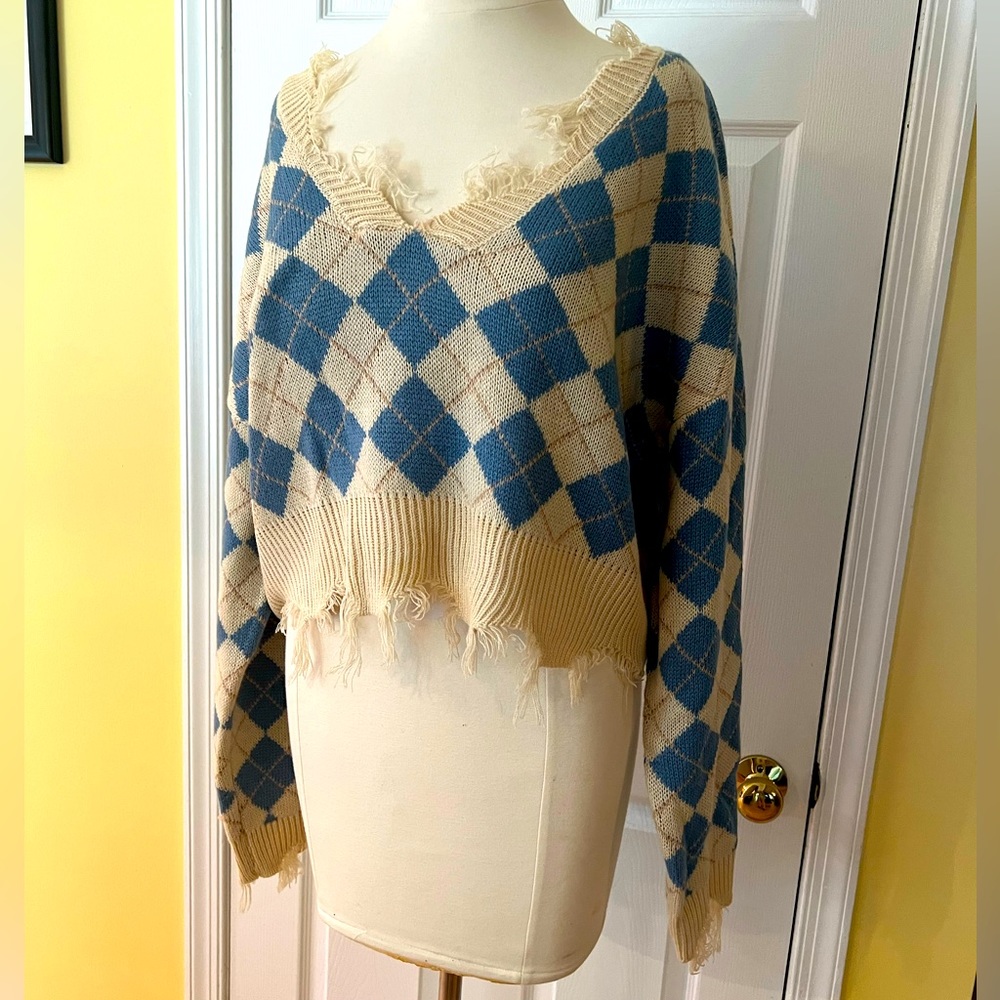 Woman’s Just Polly New York Distressed Sweater